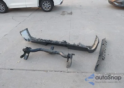 2022 Ram 1500 Laramie 4X2 6'4 Box from USA, damaged, VIN 1C6RRERT4NN442594